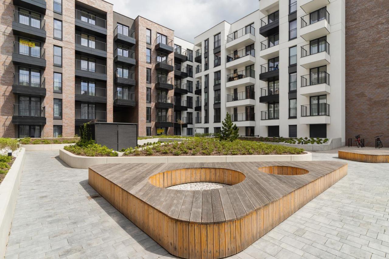 Movie Jacuzzi Apartment At The Main Station By Noclegi Renters Kraków Zewnętrze zdjęcie